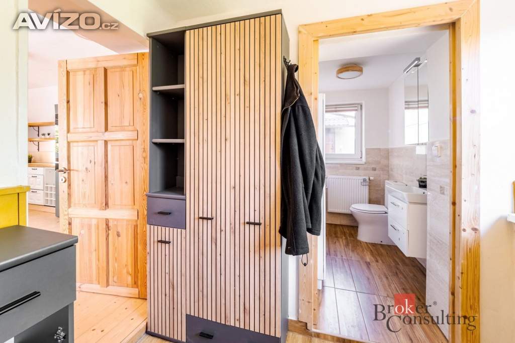 Foto inzerátu Prodej rodinného domu 207 m², Babice