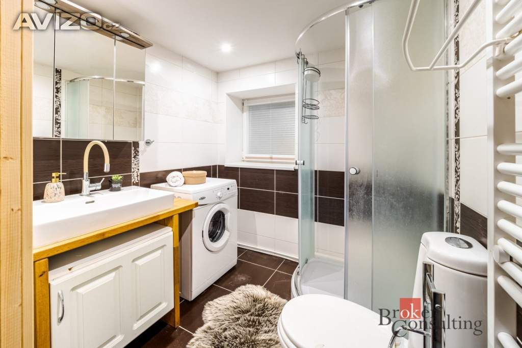 Foto inzerátu Prodej rodinného domu 207 m², Babice