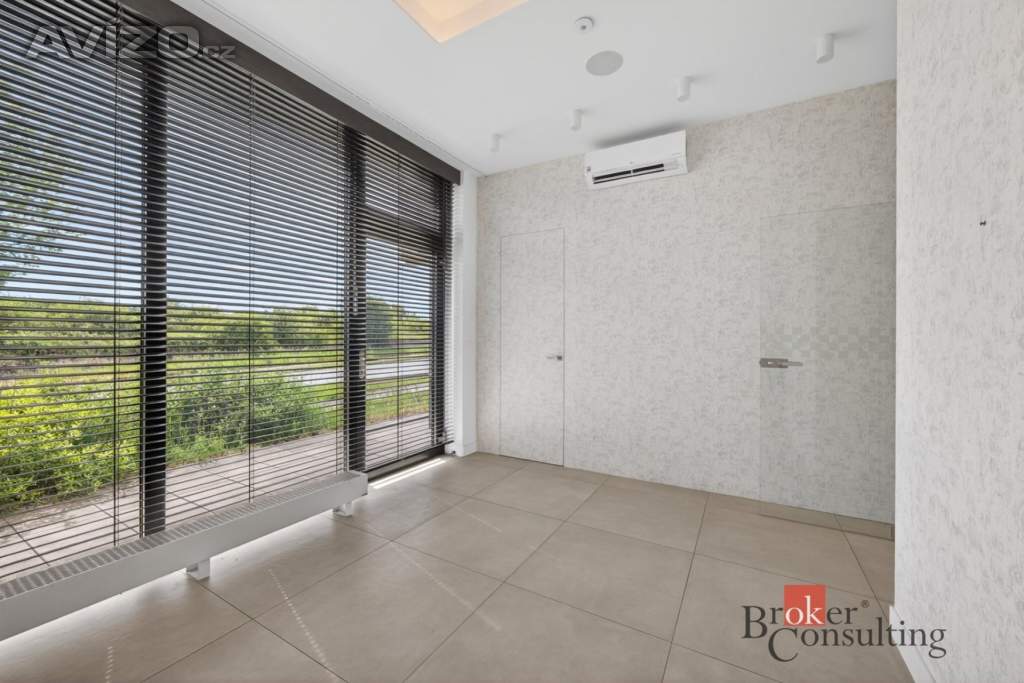 Foto inzerátu Prodej obchodního prostoru 108 m², Plzeň