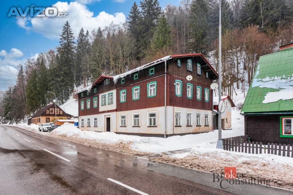 Prodej rodinného domu 400 m², Horní Maršov