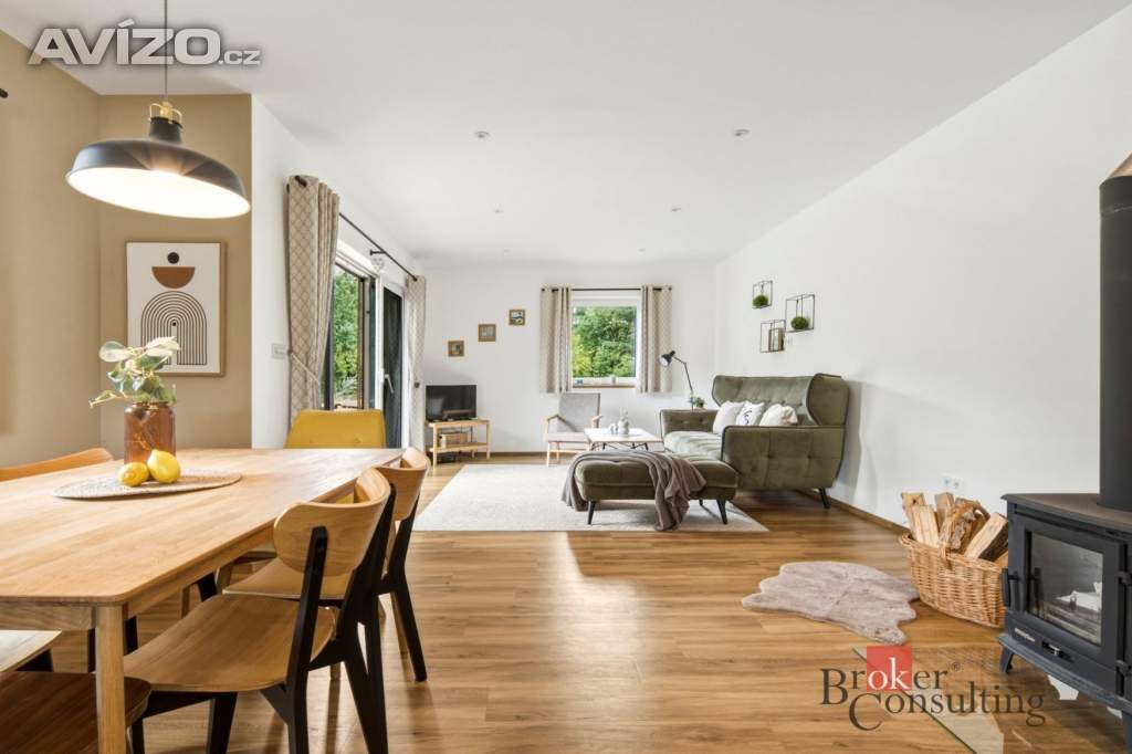 Prodej rodinného domu 194 m², Litošice