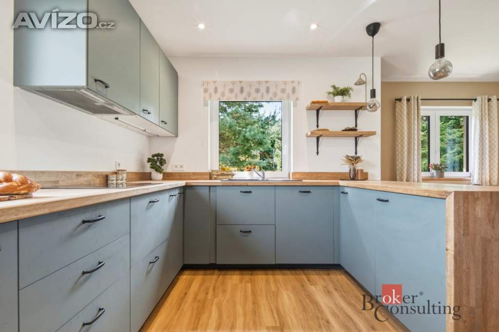 Foto inzerátu Prodej rodinného domu 194 m², Litošice