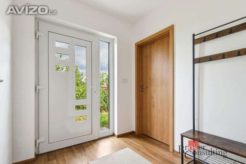 Foto inzerátu Prodej rodinného domu 194 m², Litošice