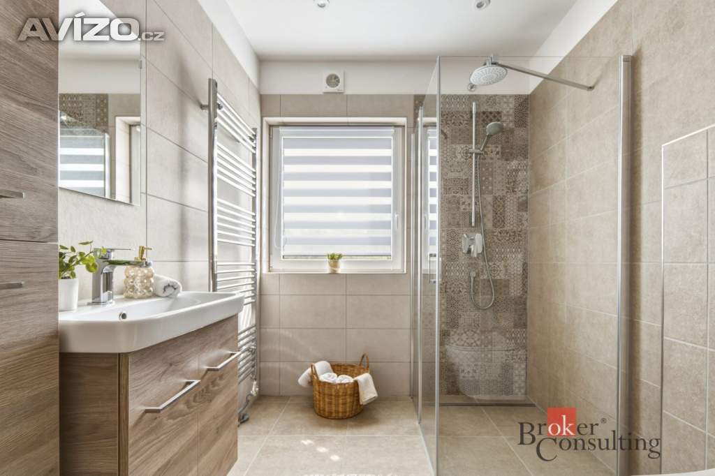Foto inzerátu Prodej rodinného domu 194 m², Litošice