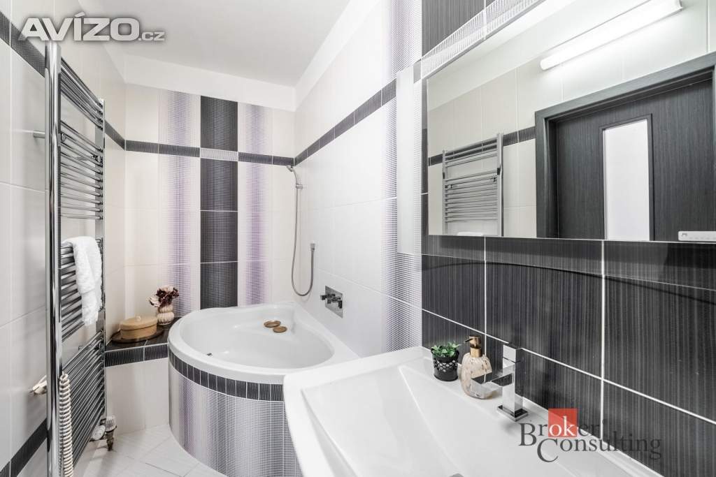 Foto inzerátu Prodej bytu 2+1 68 m², Třeboň