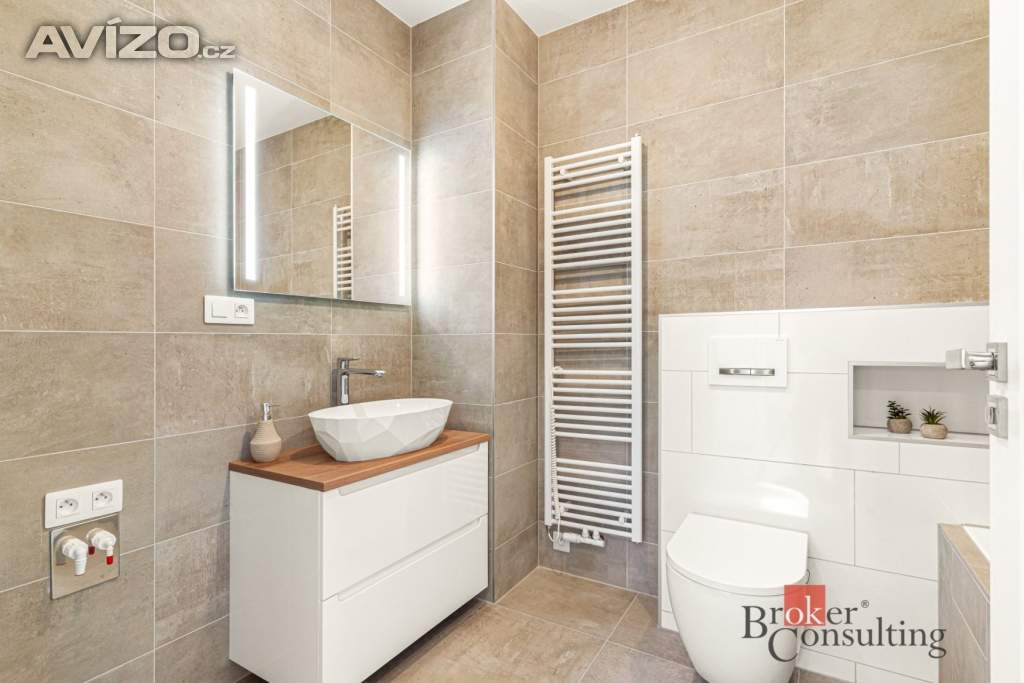 Foto inzerátu Prodej rodinného domu 160 m², Milovice