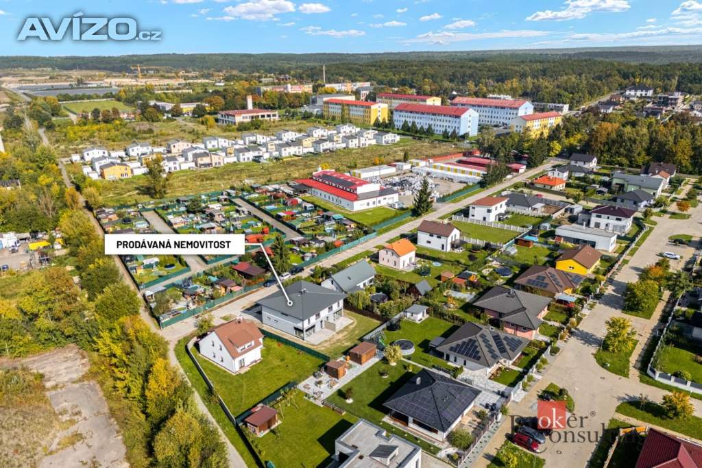 Foto inzerátu Prodej rodinného domu 160 m², Milovice