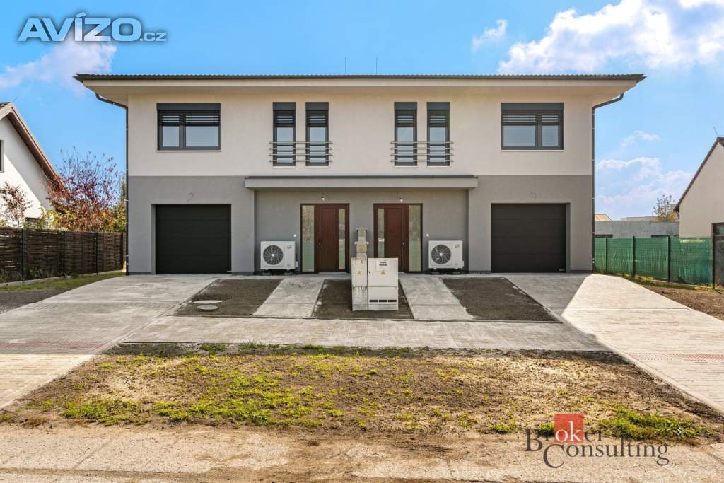 Foto inzerátu Prodej rodinného domu 160 m², Milovice