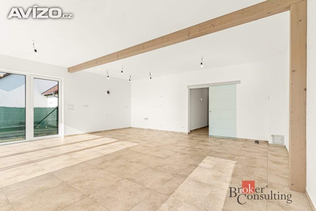 Foto inzerátu Prodej rodinného domu 160 m², Milovice