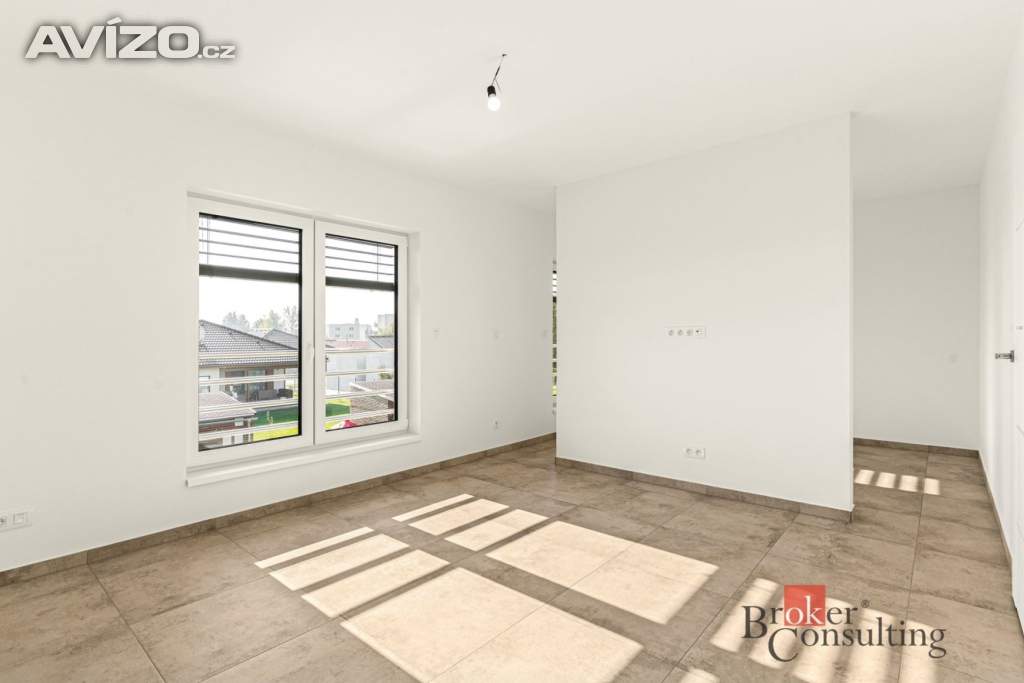 Foto inzerátu Prodej rodinného domu 160 m², Milovice