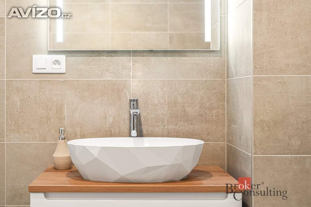 Foto inzerátu Prodej rodinného domu 160 m², Milovice