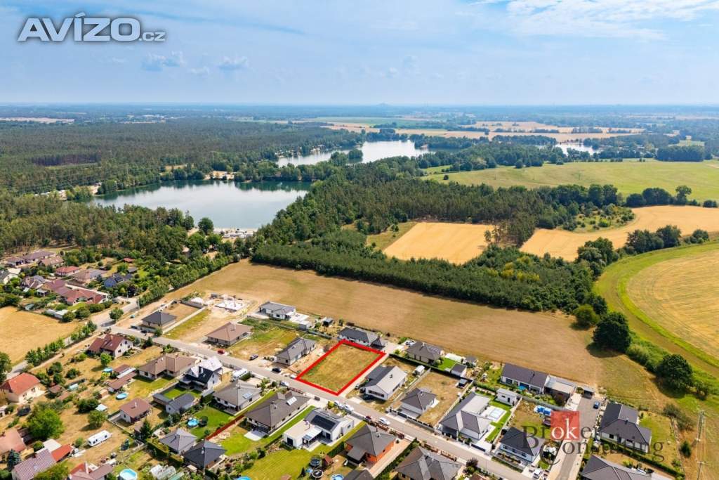 Prodej stavebního pozemku 908 m², Přelouč