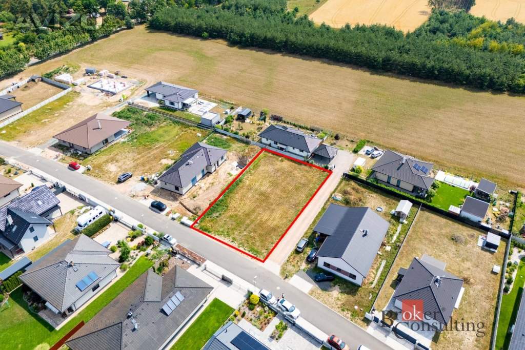 Foto inzerátu Prodej stavebního pozemku 908 m², Přelouč