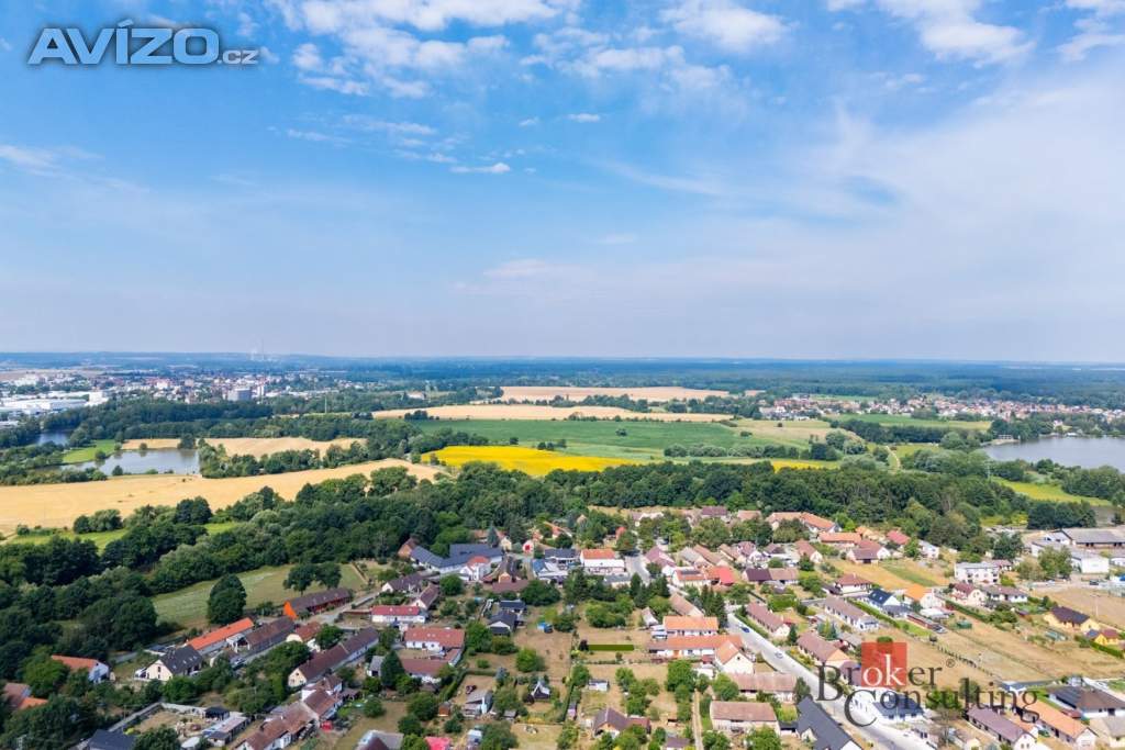 Foto inzerátu Prodej stavebního pozemku 908 m², Přelouč