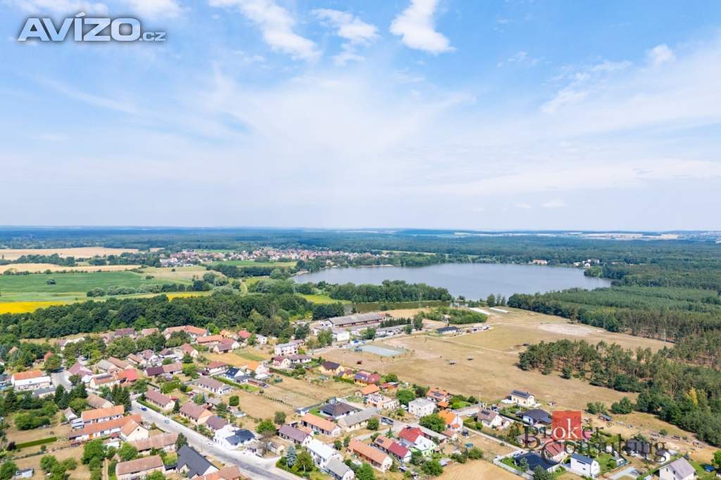 Foto inzerátu Prodej stavebního pozemku 908 m², Přelouč