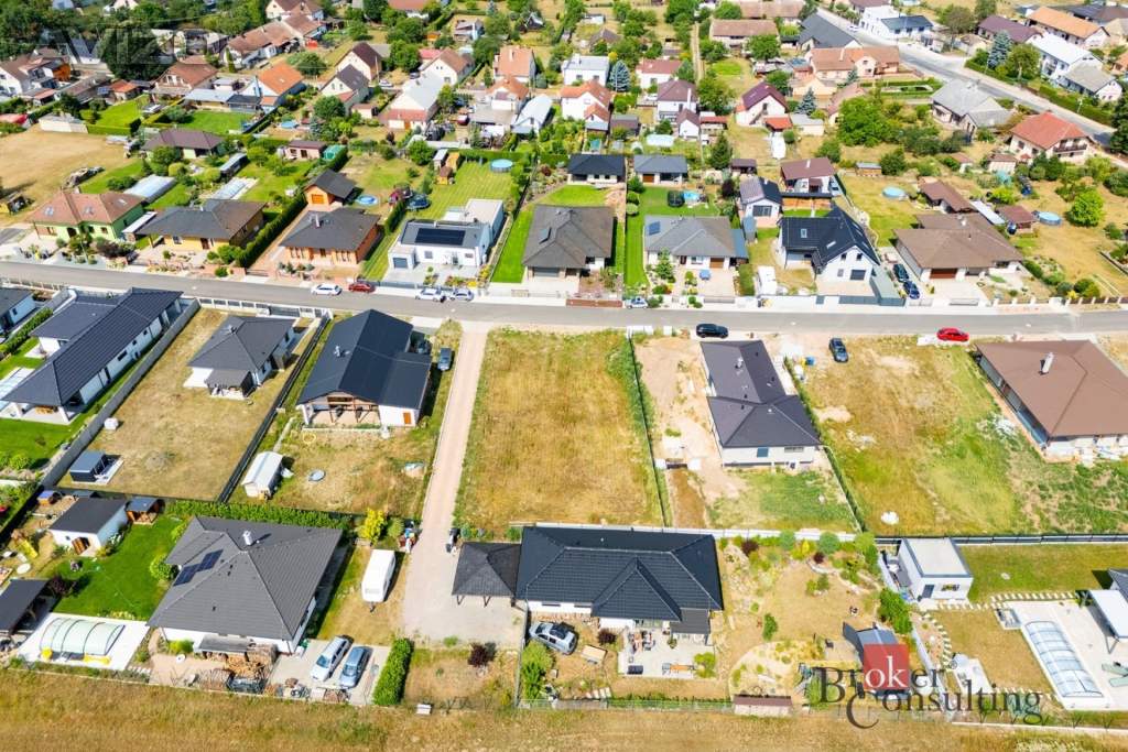 Foto inzerátu Prodej stavebního pozemku 908 m², Přelouč
