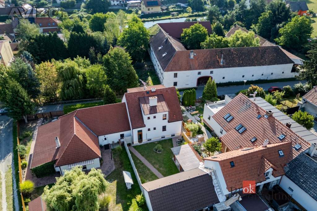 Foto inzerátu Prodej rodinného domu 180 m², Jankov