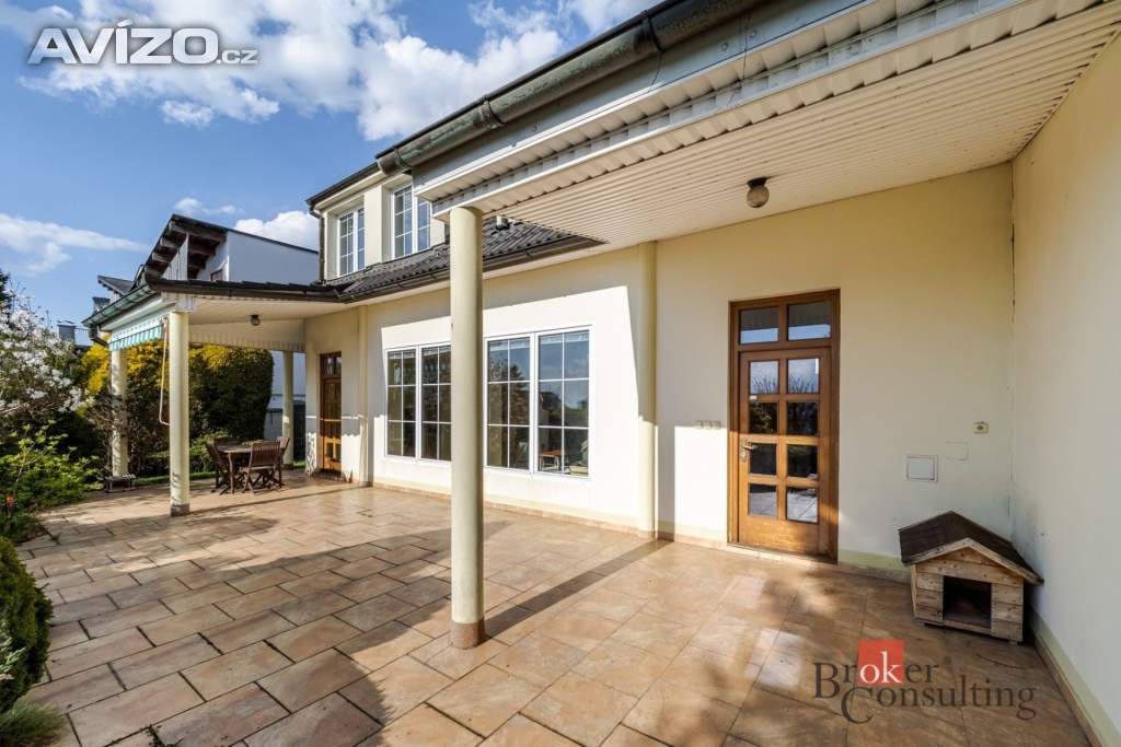 Foto inzerátu Prodej rodinného domu 230 m², Srubec