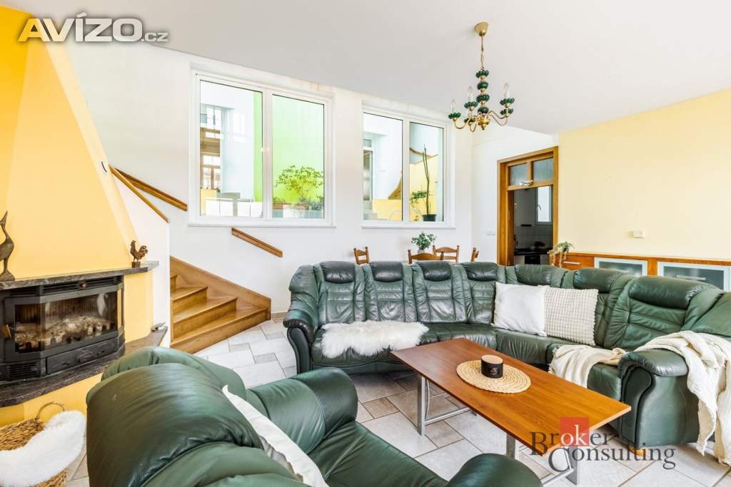 Foto inzerátu Prodej rodinného domu 230 m², Srubec