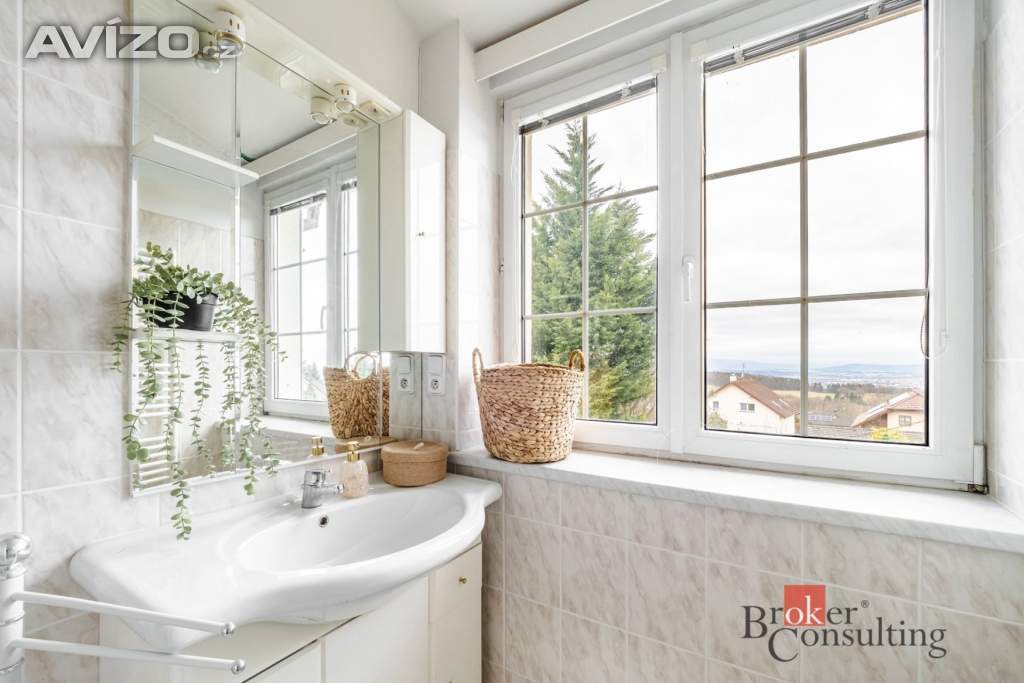 Foto inzerátu Prodej rodinného domu 230 m², Srubec