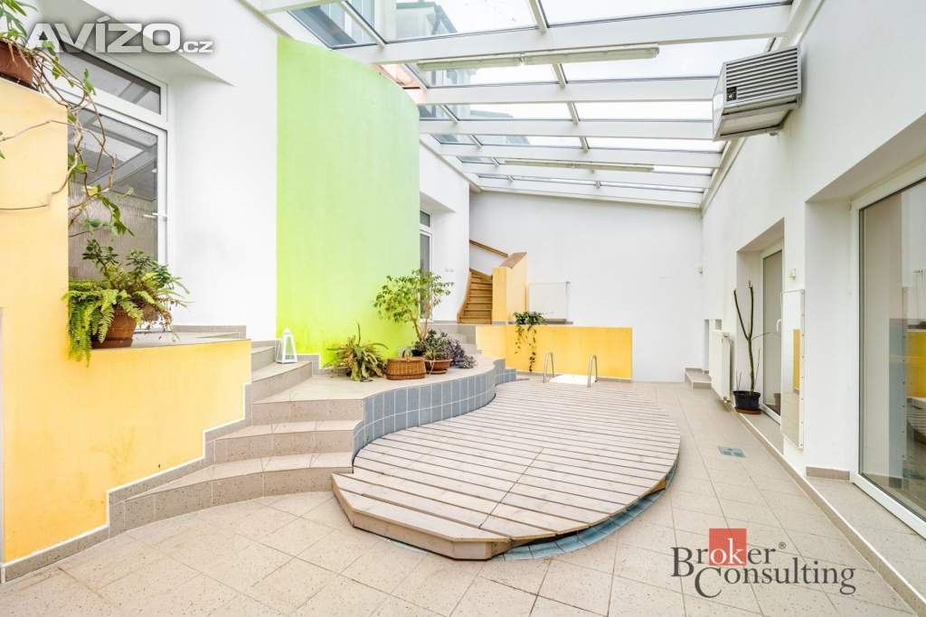 Foto inzerátu Prodej rodinného domu 230 m², Srubec