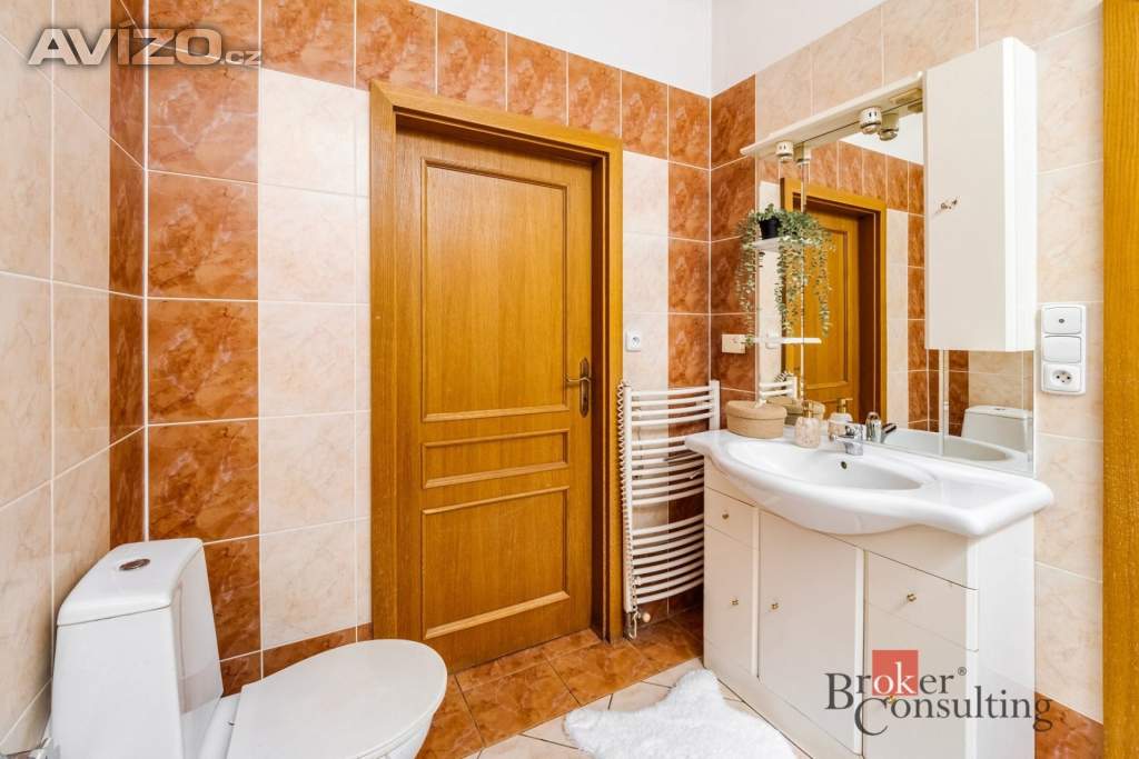 Foto inzerátu Prodej rodinného domu 230 m², Srubec