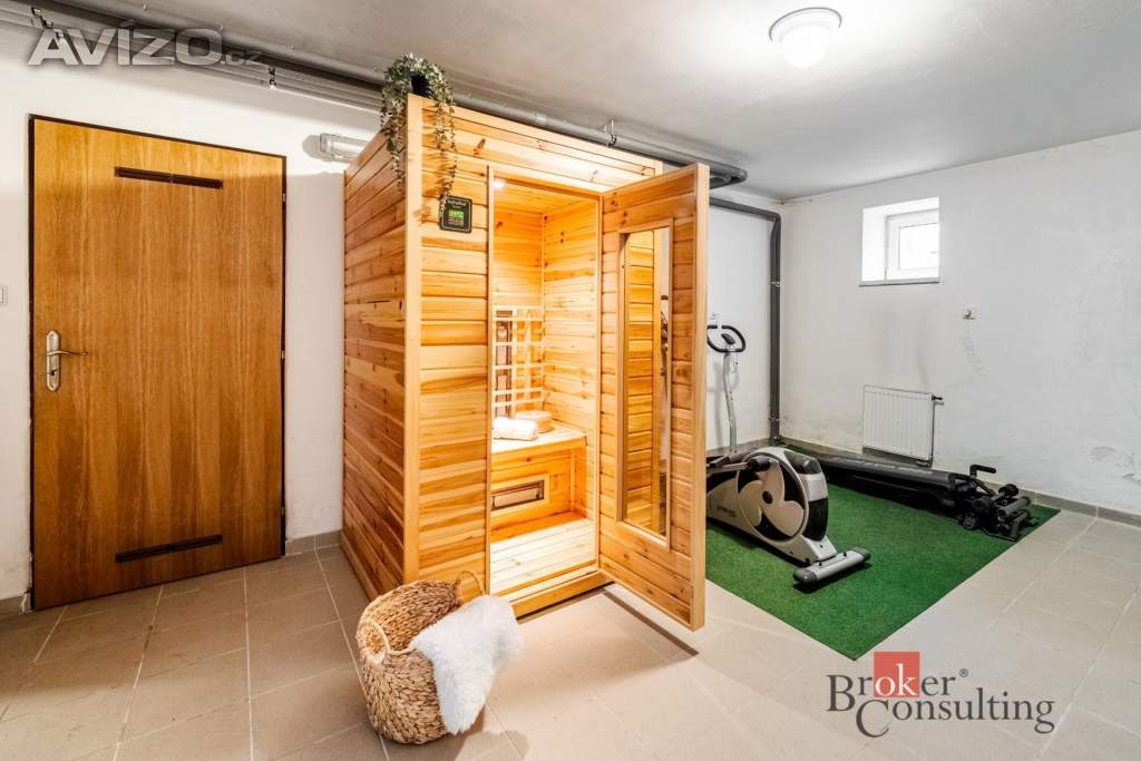 Foto inzerátu Prodej rodinného domu 230 m², Srubec