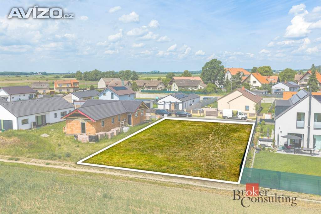 Foto inzerátu Prodej stavebního pozemku 827 m², Nedomice