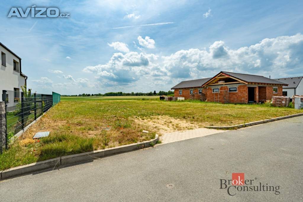 Foto inzerátu Prodej stavebního pozemku 827 m², Nedomice