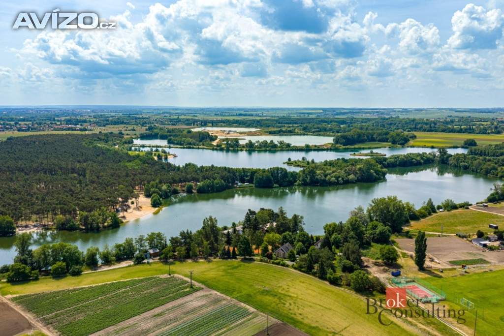 Foto inzerátu Prodej stavebního pozemku 827 m², Nedomice