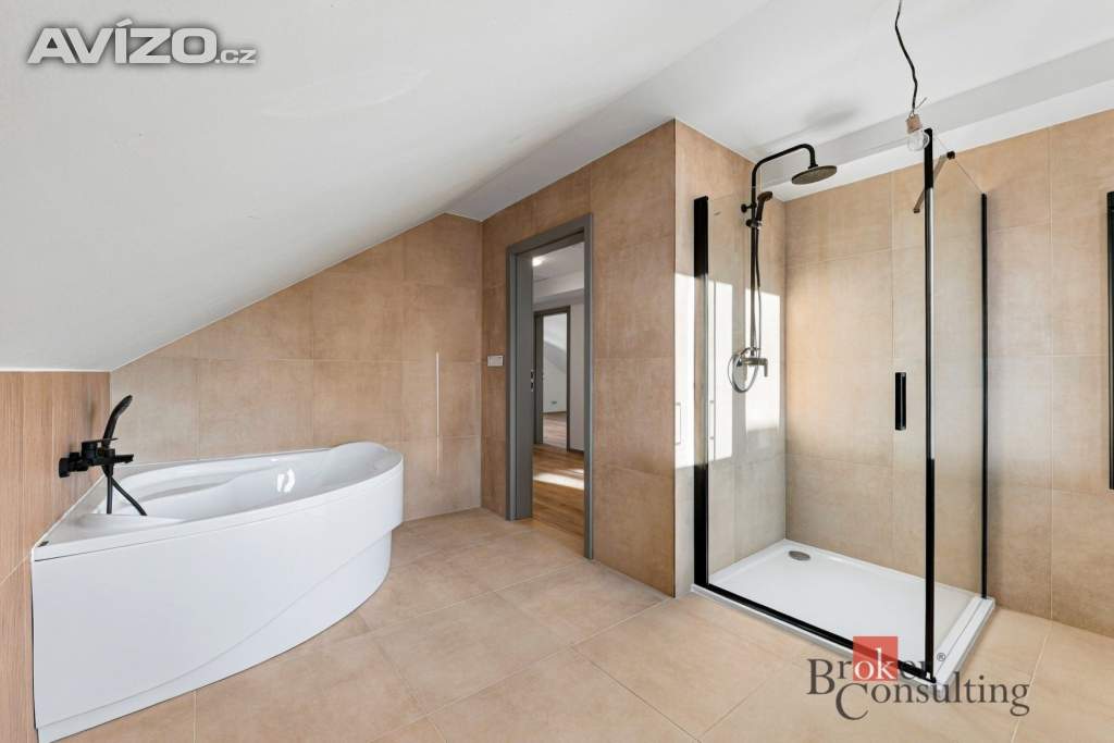 Foto inzerátu Prodej rodinného domu 146 m², Starý Plzenec