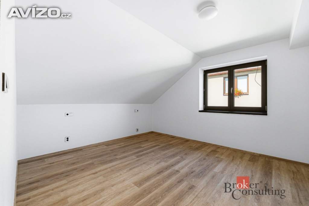 Foto inzerátu Prodej rodinného domu 146 m², Starý Plzenec