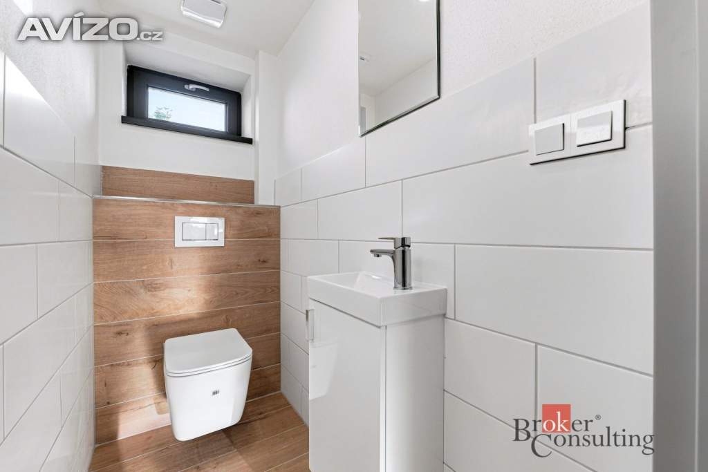 Foto inzerátu Prodej rodinného domu 146 m², Starý Plzenec