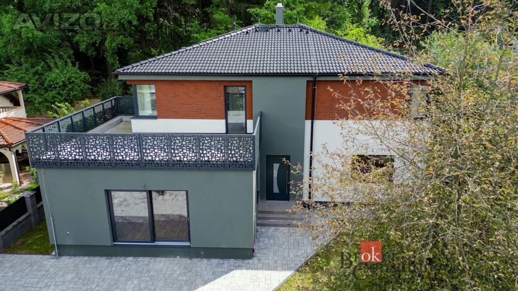 Foto inzerátu Prodej vily 316 m², Plzeň