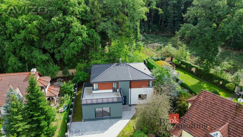 Foto inzerátu Prodej vily 316 m², Plzeň