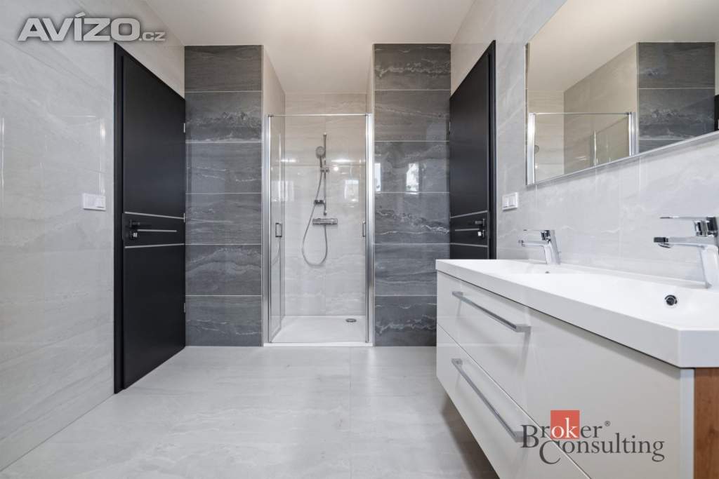 Foto inzerátu Prodej vily 316 m², Plzeň