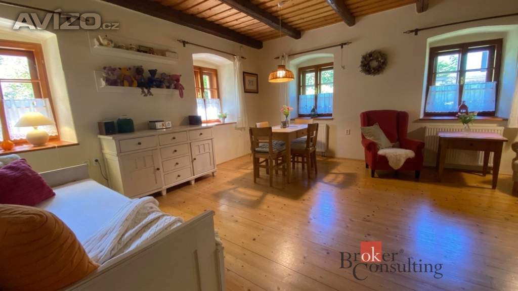 Foto inzerátu Prodej rodinného domu 242 m², Horní Stropnice