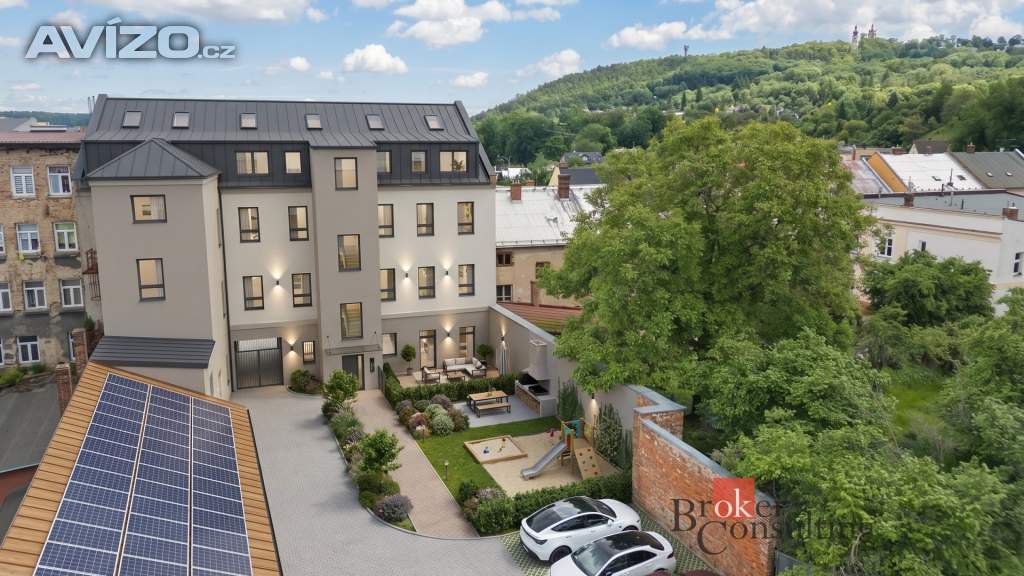 Prodej činžovního domu 1 100 m², Krnov