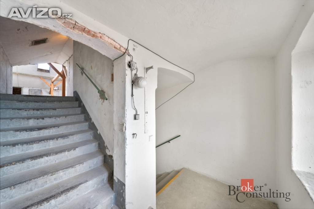 Foto inzerátu Prodej činžovního domu 1 100 m², Krnov