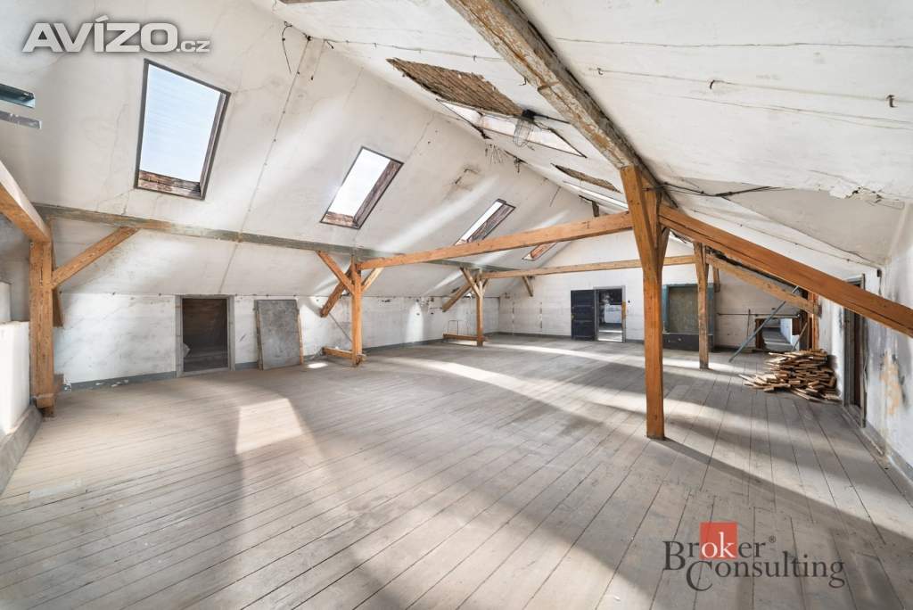 Foto inzerátu Prodej činžovního domu 1 100 m², Krnov