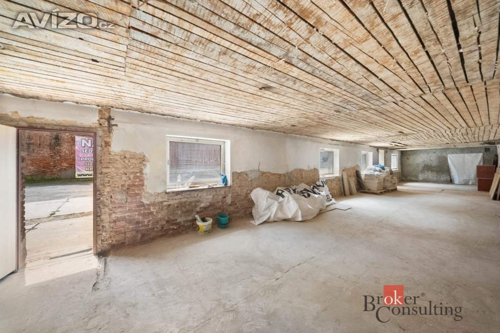 Foto inzerátu Prodej činžovního domu 1 100 m², Krnov