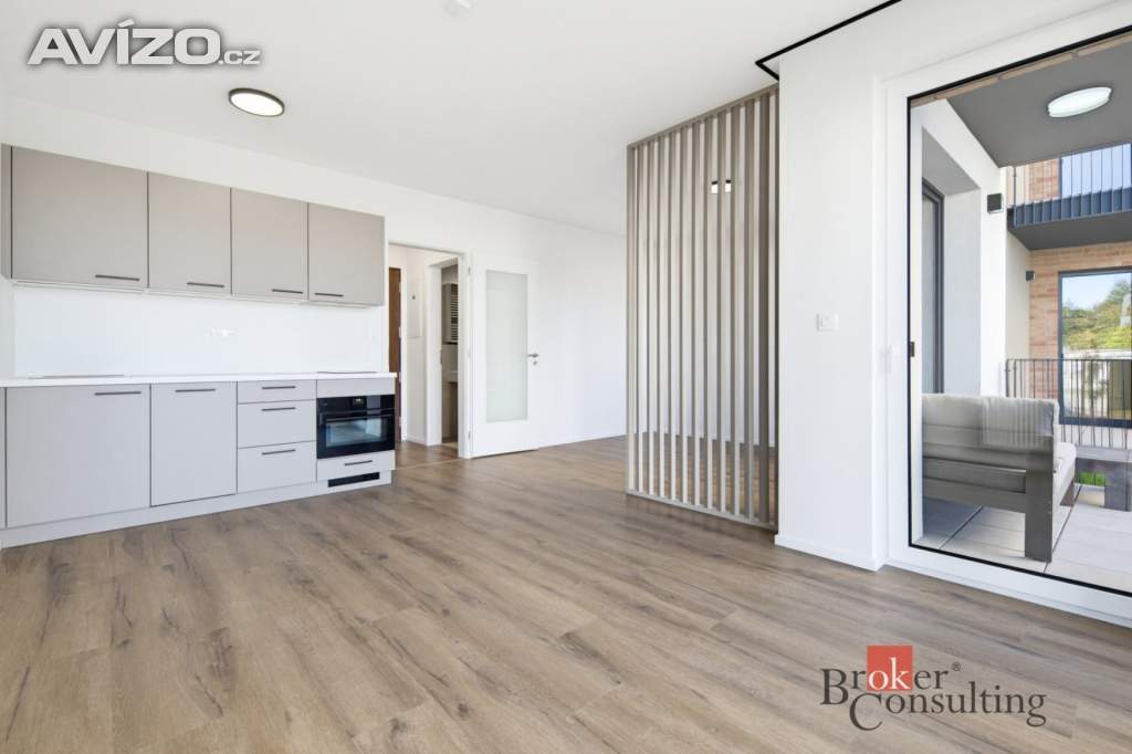 Pronájem bytu 1+kk 35 m², Hradec Králové