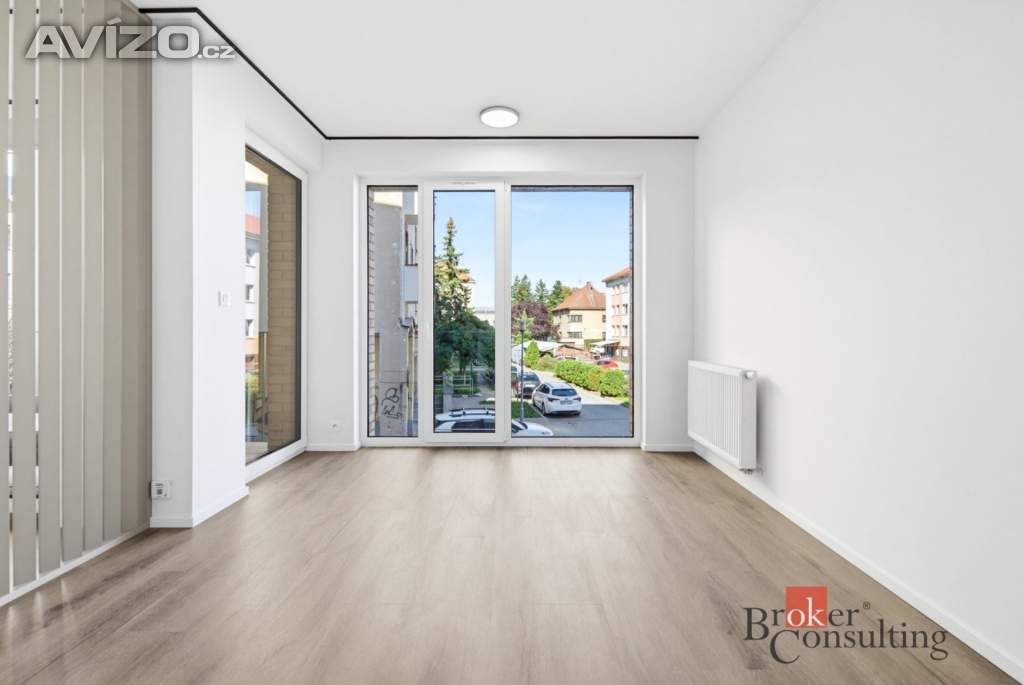 Foto inzerátu Pronájem bytu 1+kk 35 m², Hradec Králové