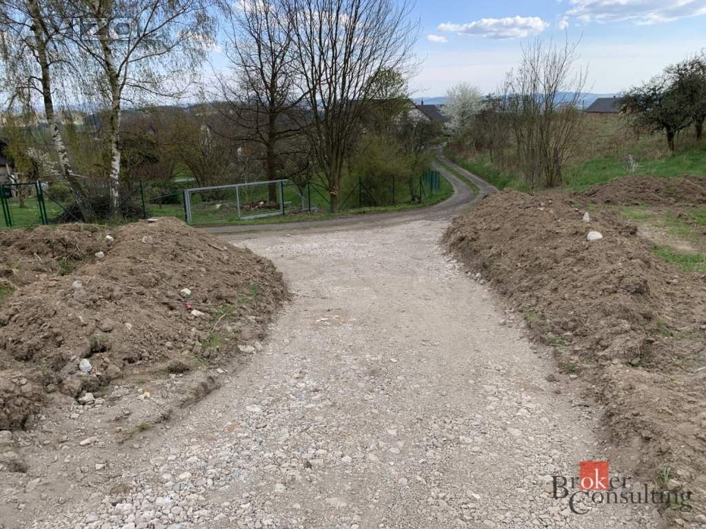 Foto inzerátu Prodej stavebního pozemku 4 351 m², Svojkov