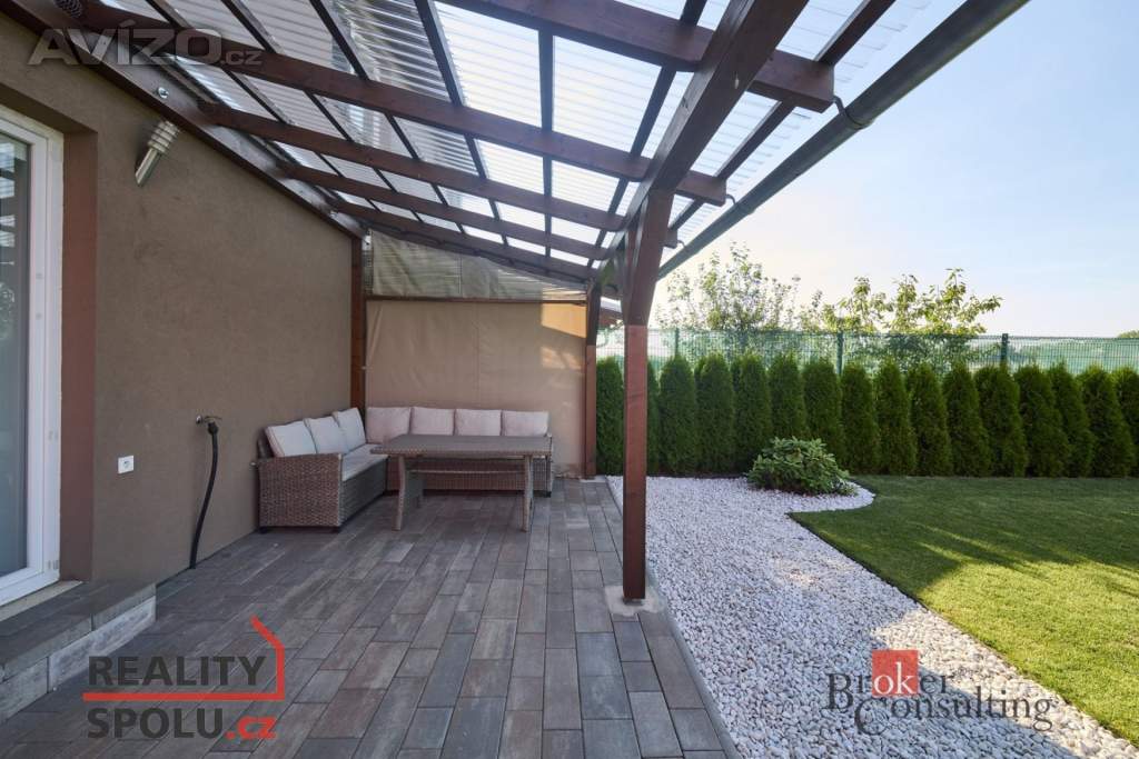 Foto inzerátu Pronájem rodinného domu 71 m², Chotětov