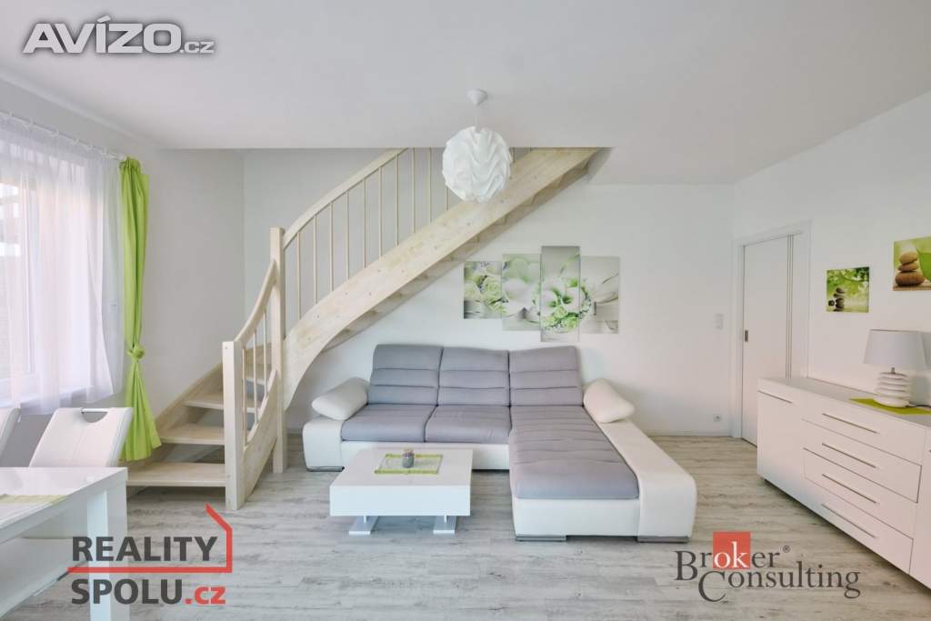Foto inzerátu Pronájem rodinného domu 71 m², Chotětov