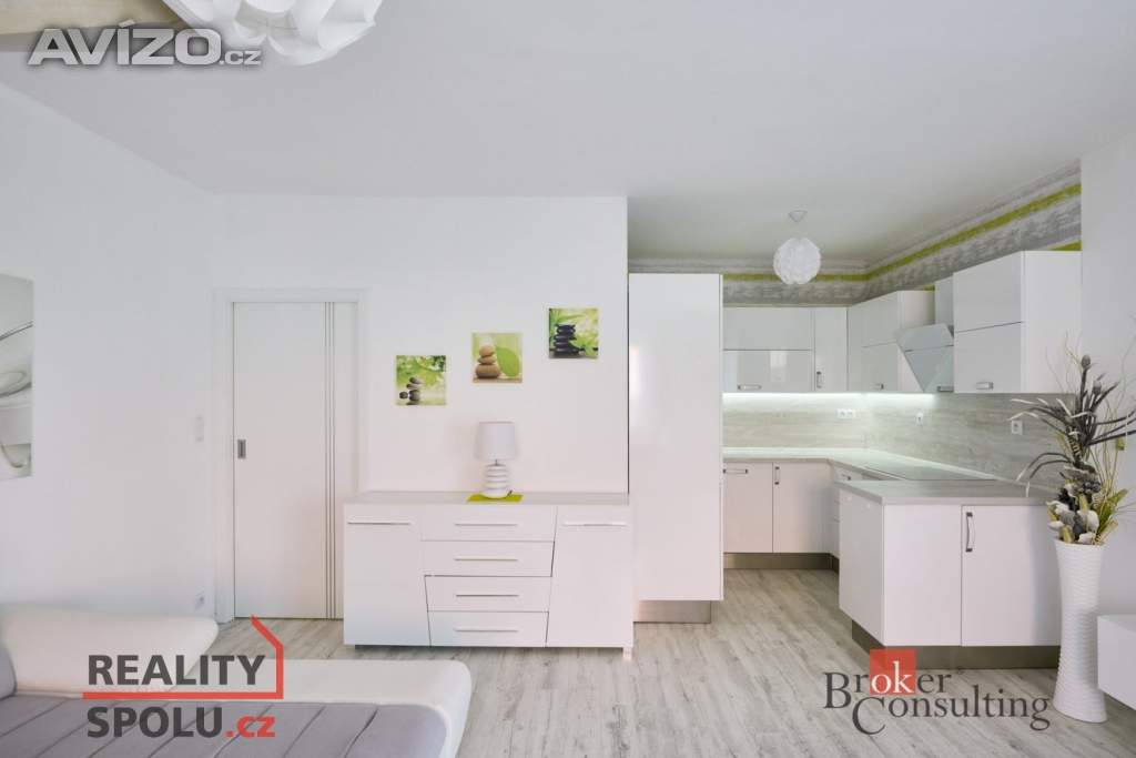 Foto inzerátu Pronájem rodinného domu 71 m², Chotětov