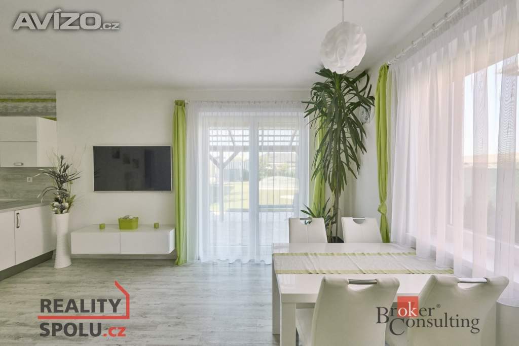 Foto inzerátu Pronájem rodinného domu 71 m², Chotětov