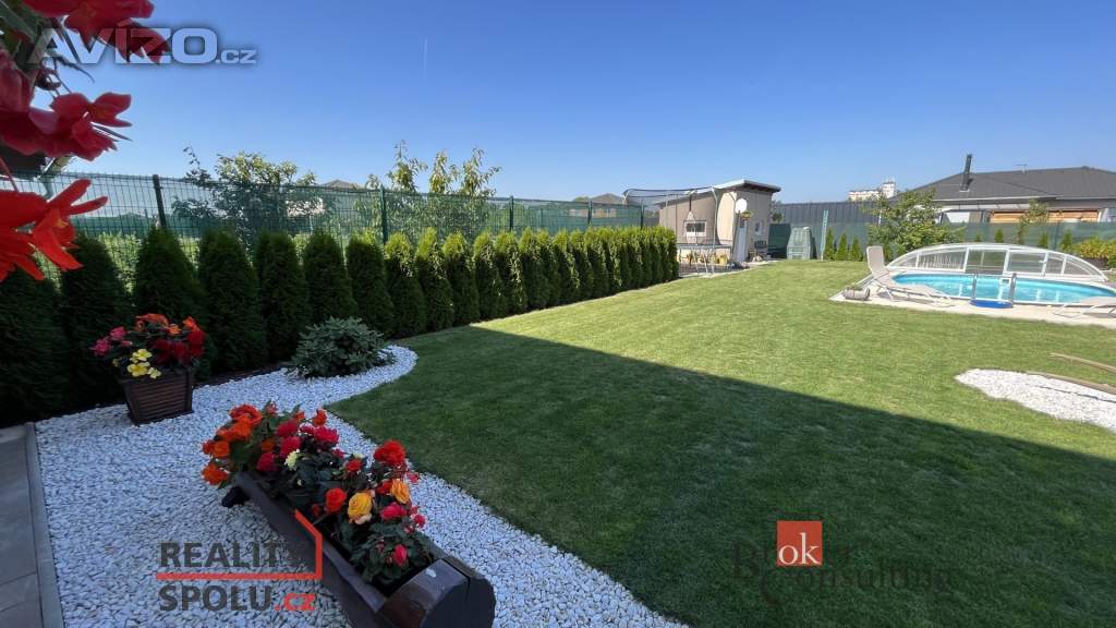 Foto inzerátu Pronájem rodinného domu 71 m², Chotětov