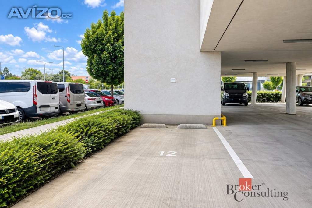 Foto inzerátu Prodej garážového stání 13 m², Brno